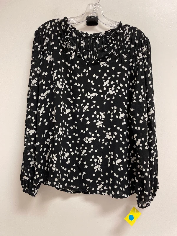 Top Long Sleeve By Clothes Mentor In Black & White, Size: M