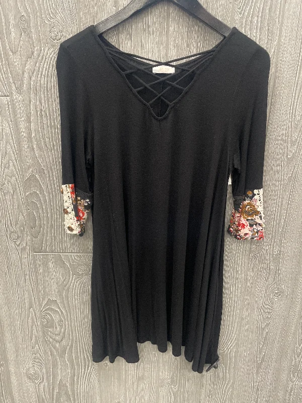 Tunic 3/4 Sleeve By Clothes Mentor In Black, Size: L