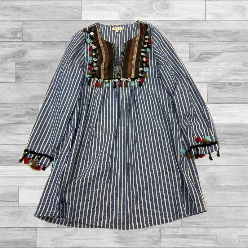 Tunic Long Sleeve By Clothes Mentor In Striped Pattern, Size: S